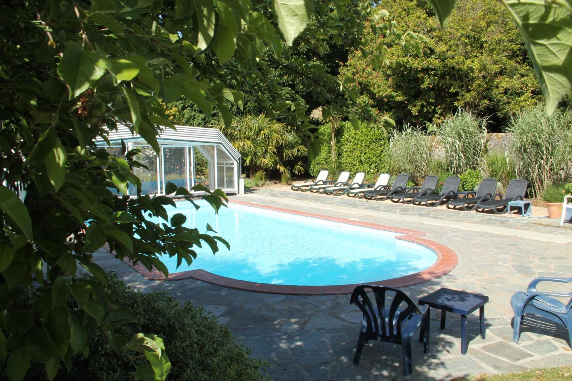 فندق Domaine Le Martinet, The Originals Relais Bouin  المظهر الخارجي الصورة