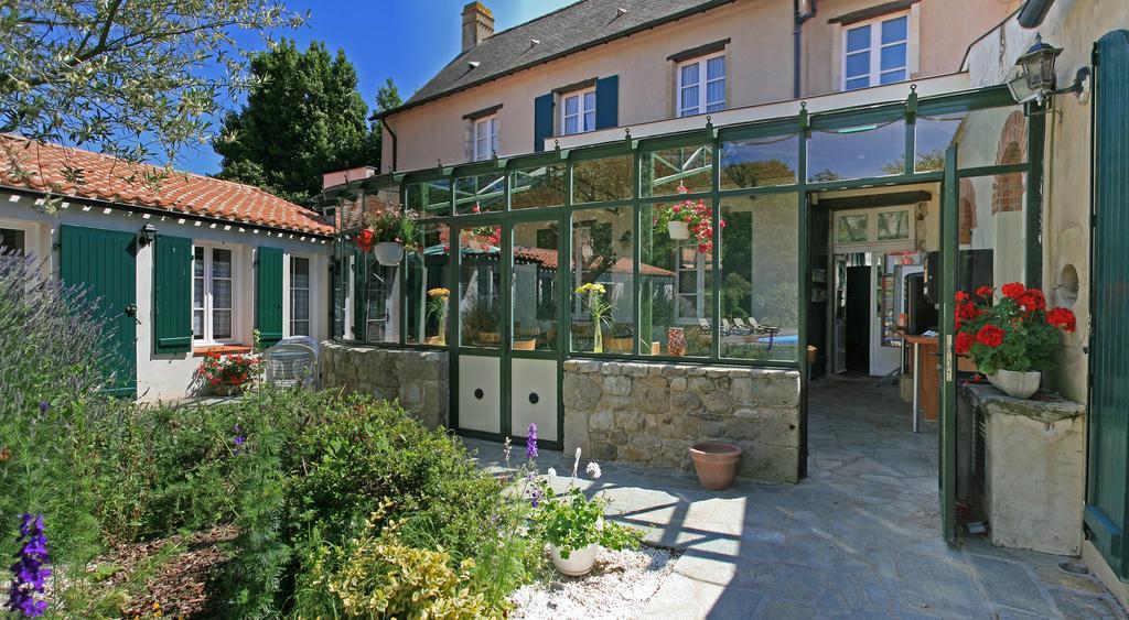 فندق Domaine Le Martinet, The Originals Relais Bouin  المظهر الخارجي الصورة