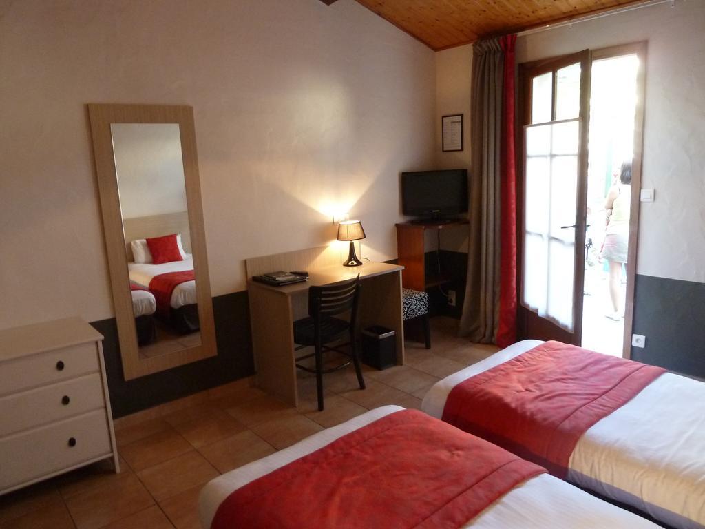 فندق Domaine Le Martinet, The Originals Relais Bouin  المظهر الخارجي الصورة